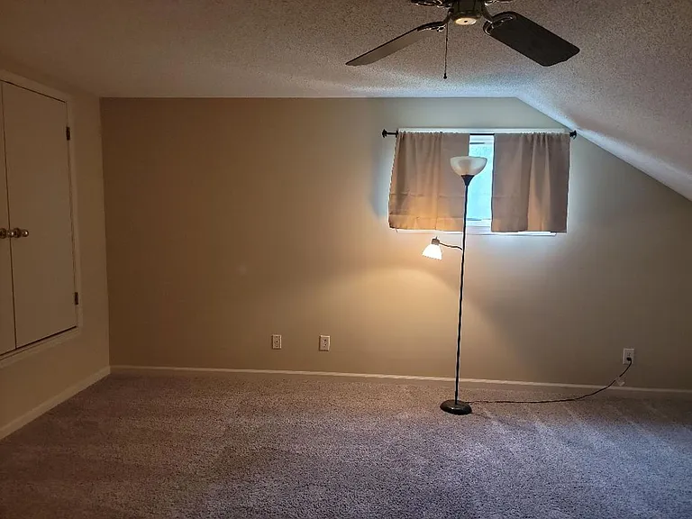 928 Running Brook Dr — Photo 25