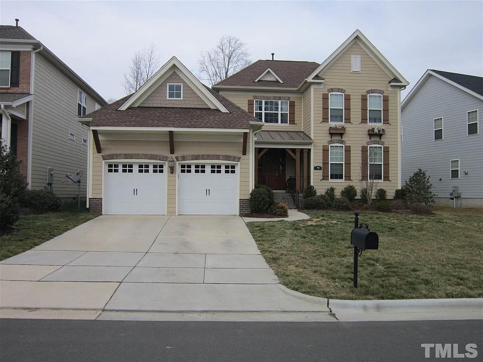 1st image of 704 S Bend Dr