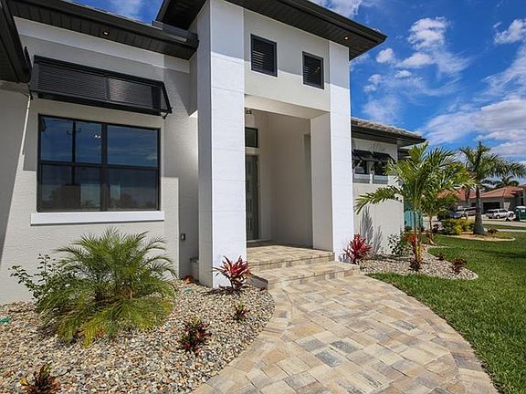 3rd image of 3742 Bal Harbor Blvd