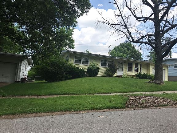 3rd image of 9224 Clarion Dr
