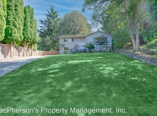 24395 33rd Ct W, Brier, WA 98036