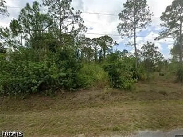 908 Clark Ave, Lehigh Acres, FL 33972