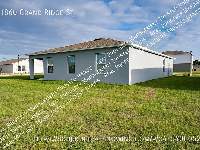 1860 Grand Rdg — Photo 20