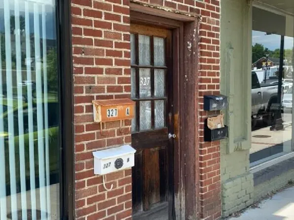 327 Main Street Apartments, 327 W Main St APT A, Radford, VA 24141