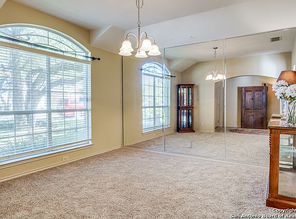5th image of 1117 Berry Park