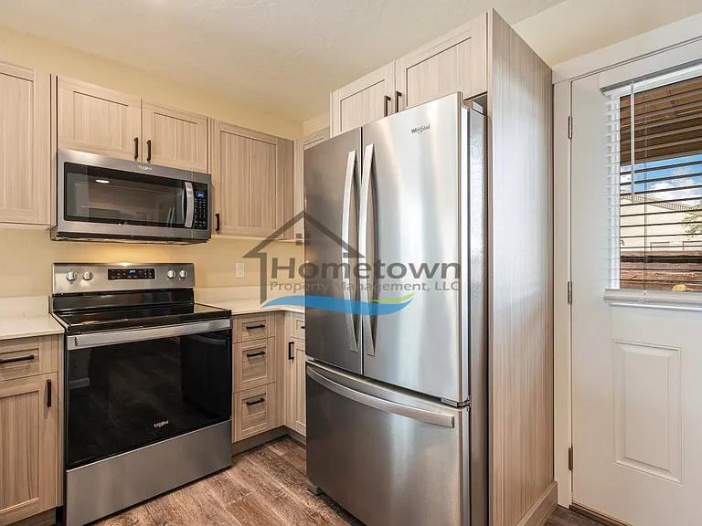 705 E Alaina Ave — Photo 17