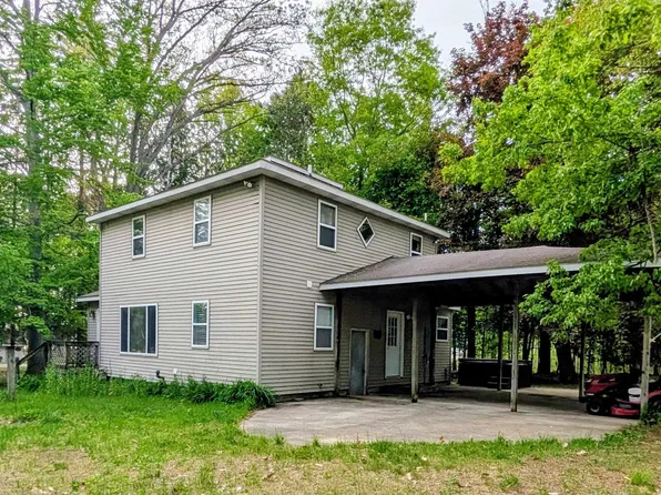 10203 Partridge Ave, Lake, MI 48632