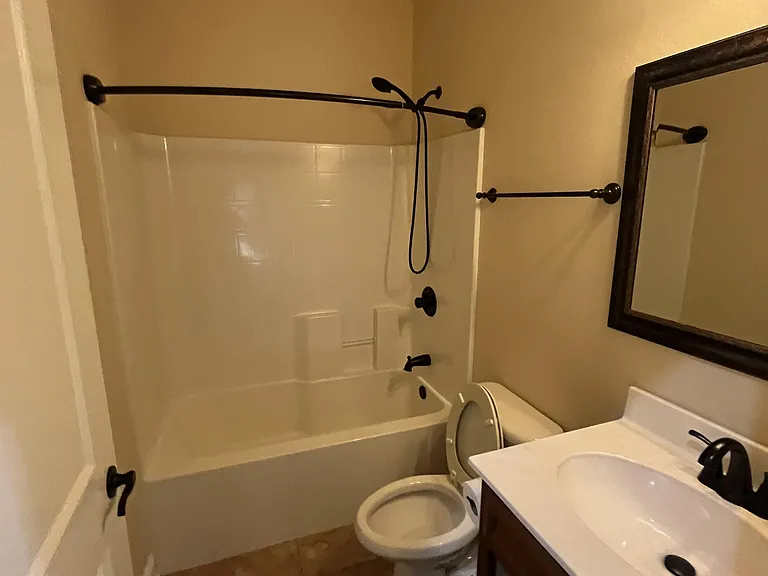 808 Pine Alley St — Photo 19
