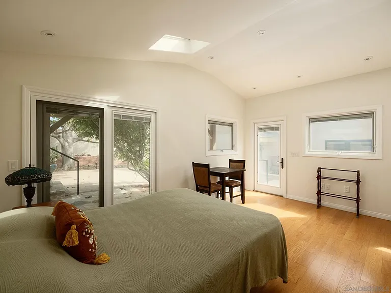 5503 Linda Rosa Ave — Photo 30