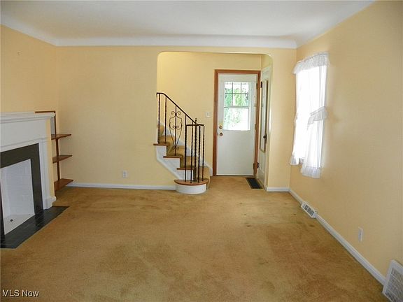 2nd image of 3803 Torrington Ave