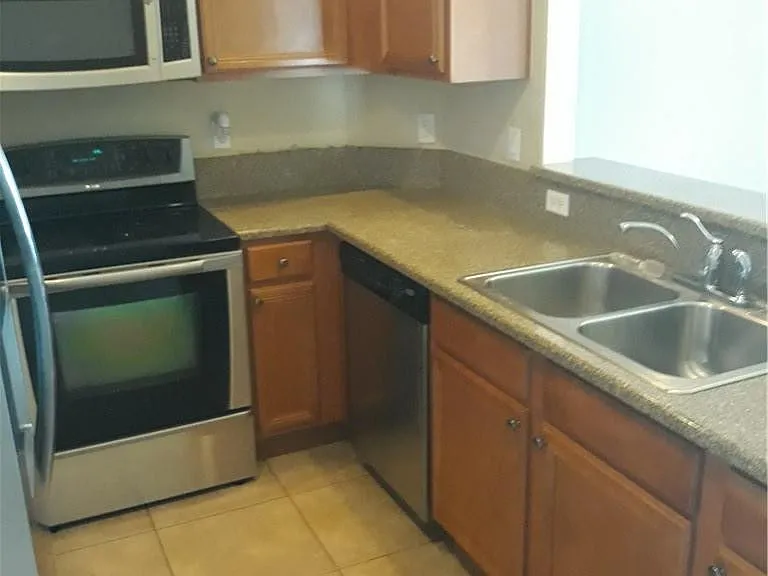 9082 Plymouth Pl #9082 — Photo 21