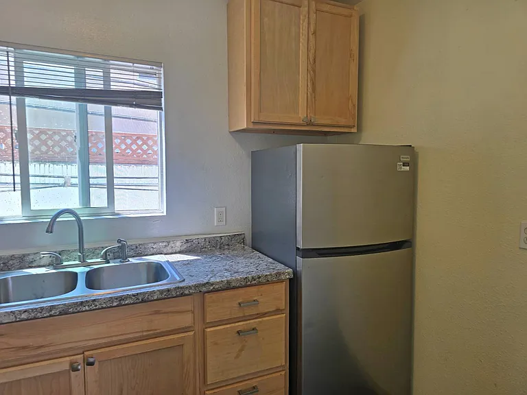 13801 S Vermont Ave #M11 — Photo 3