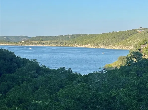 1820 Triple Peak Dr, Canyon Lake, TX 78133