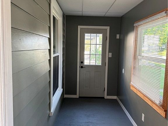 4th image of 1228 W Market St