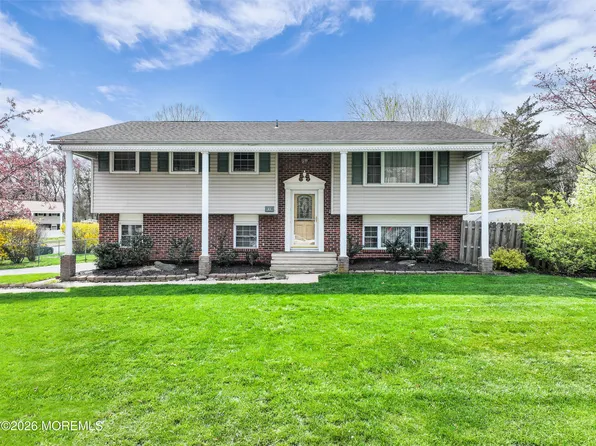 41 W Connecticut Concourse, Jackson, NJ 08527