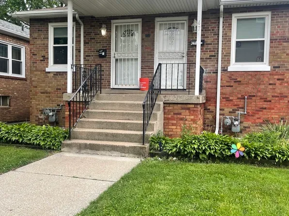 47 157th St, Calumet City, IL 60409