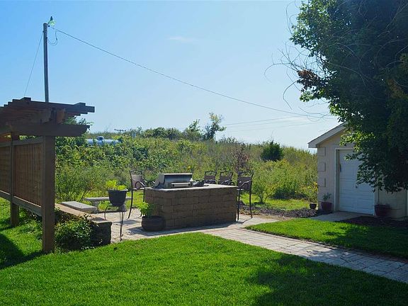 4th image of 10051 Wovoka Dr