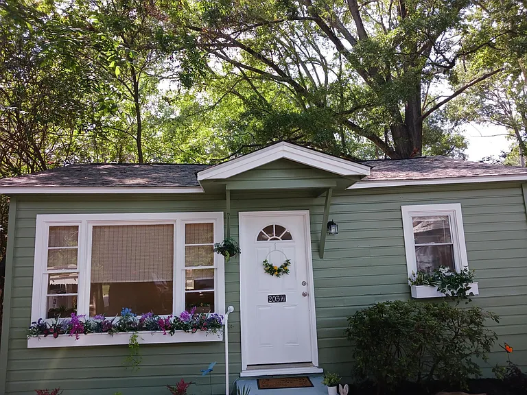 1/2 Caddel St — Photo 5