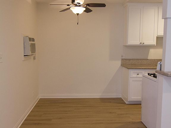 2nd image of 1620 Brockton Ave APT 3