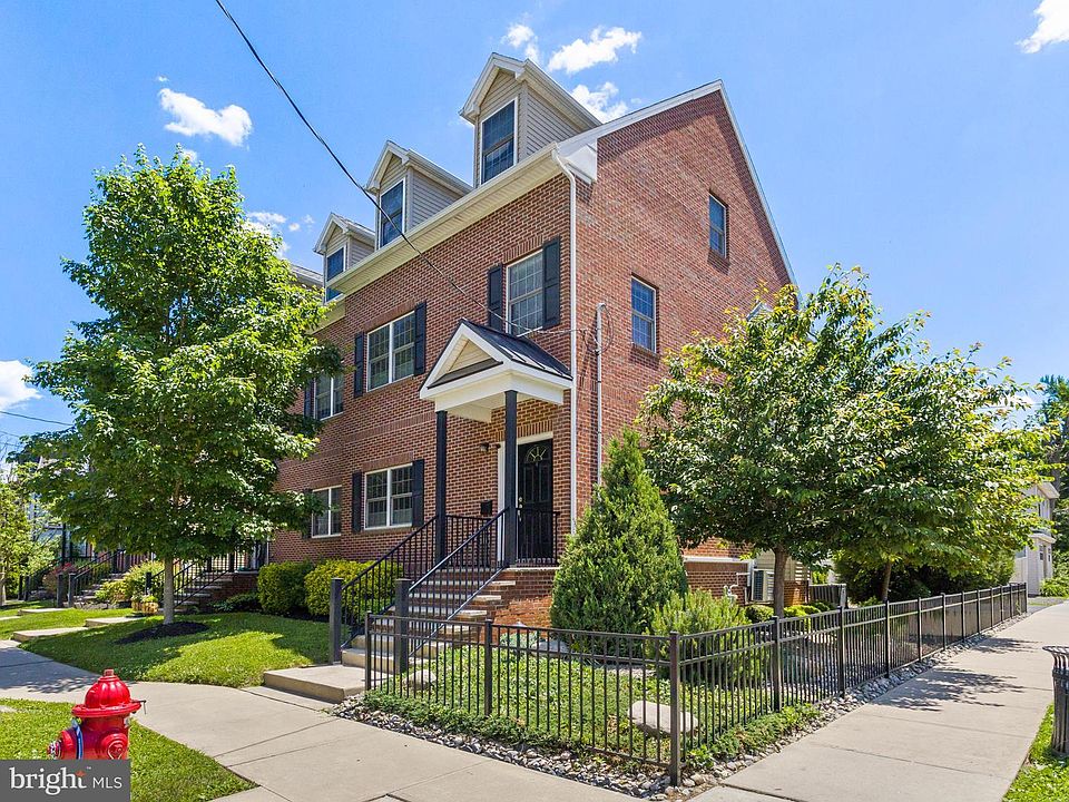 1st image of 36 Park St