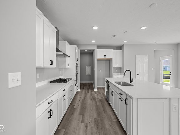 4th image of 10609 Banyan Wood Ct