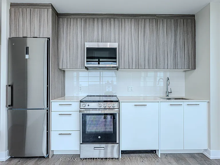 215 Veterans Dr #1008S — Photo 16