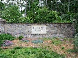 10819 Hawk Ridge Rd, Evansville, IN 47725