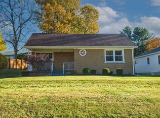 1013 W Gore Rd, Erie, PA 16509