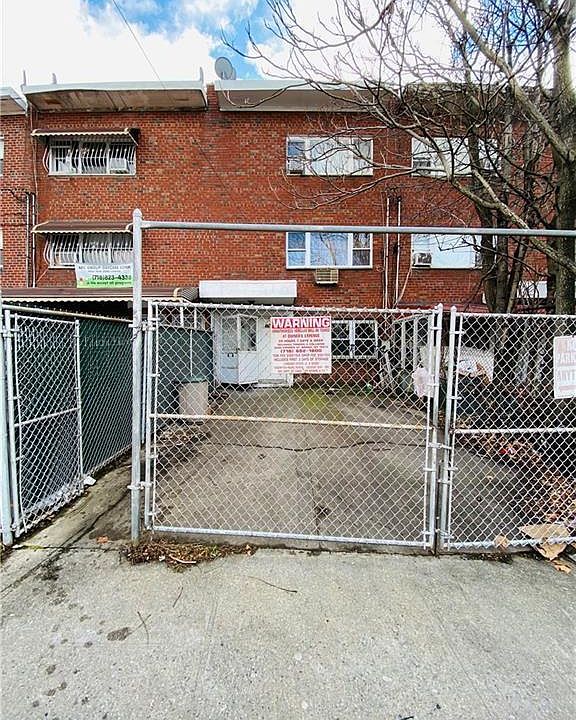 2nd image of 2106 Lacombe Ave