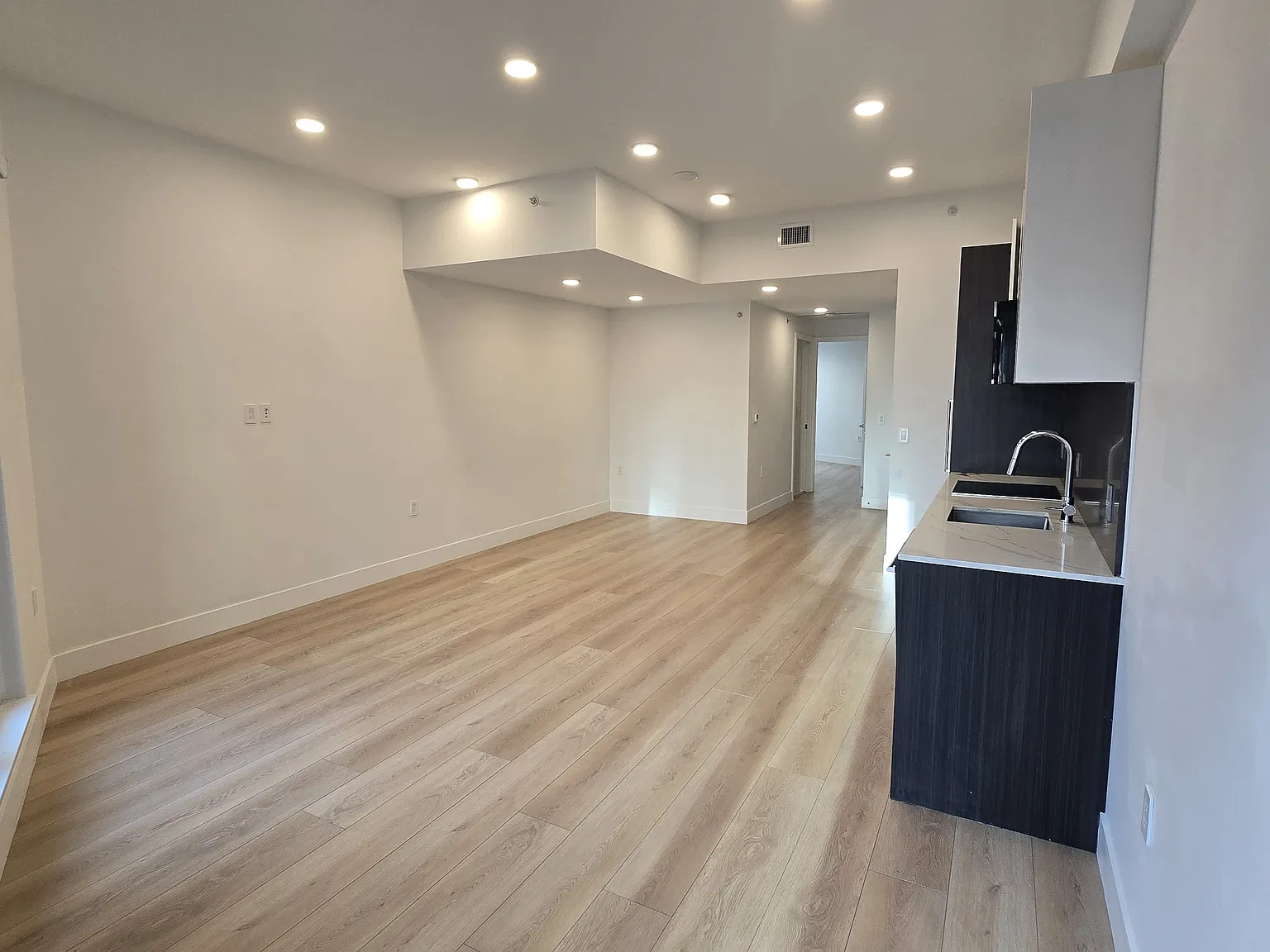 1 bed, 679 sqft, $2,395 — Photo 4