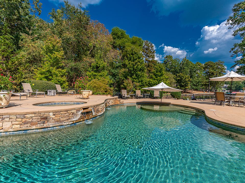 1st image of 1050 Eagle Bluff Ct