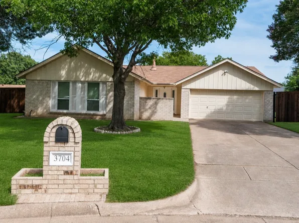 3704 Misty Ct, Fort Worth, TX 76133