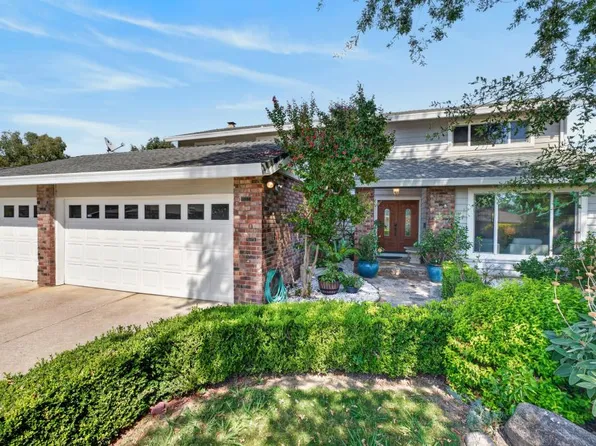 1110 Cottonwood Dr, Roseville, CA 95661