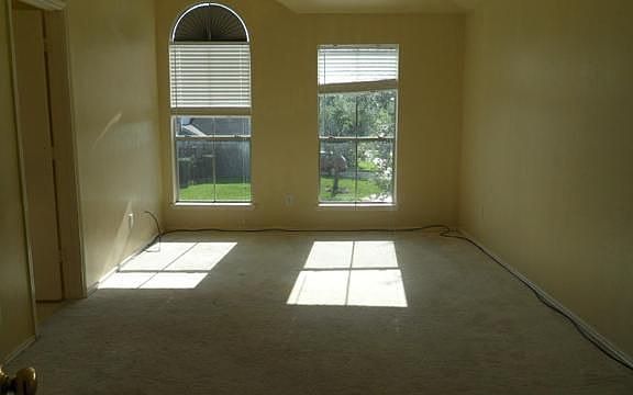 4th image of 15323 Ruppstock Dr