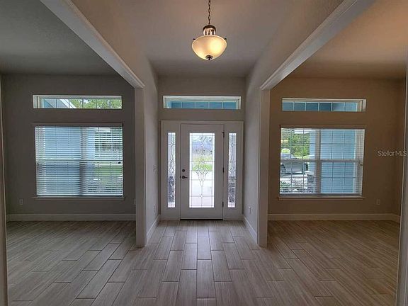 4th image of 1772 SW 168th Loop