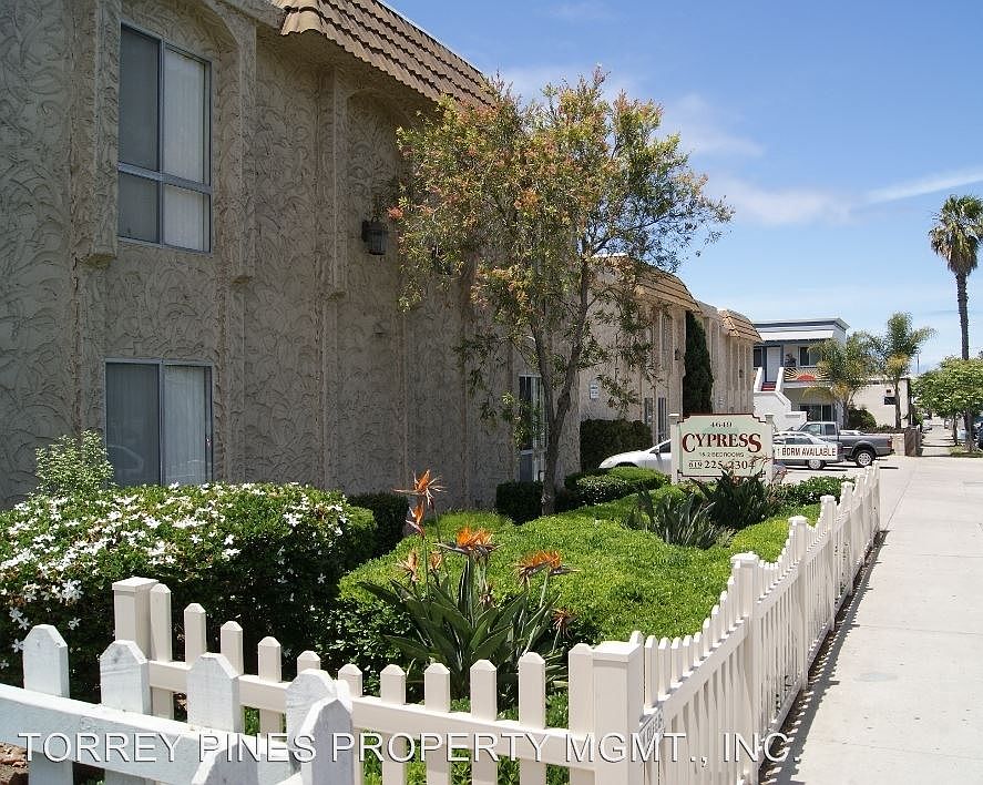 2nd image of 4649 Voltaire St APT 1