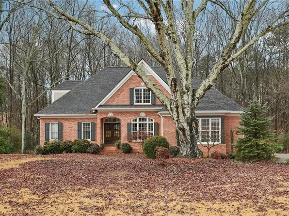 4415 Waterford Dr, Suwanee, GA 30024