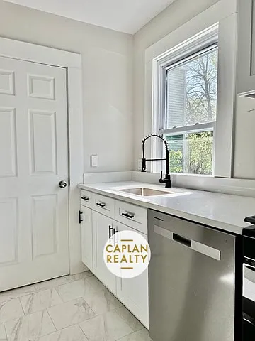 345 Ellsworth Ave #B — Photo 5