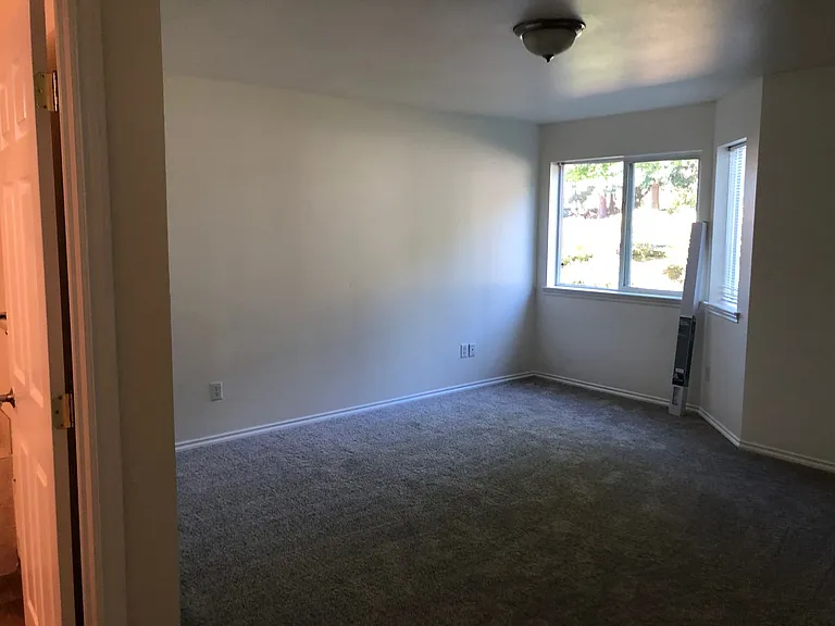 358 E Bellis Fair Pkwy #101 — Photo 26