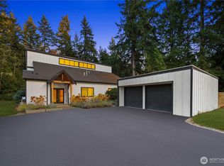 7610 220th Avenue NE, Redmond, WA 98053