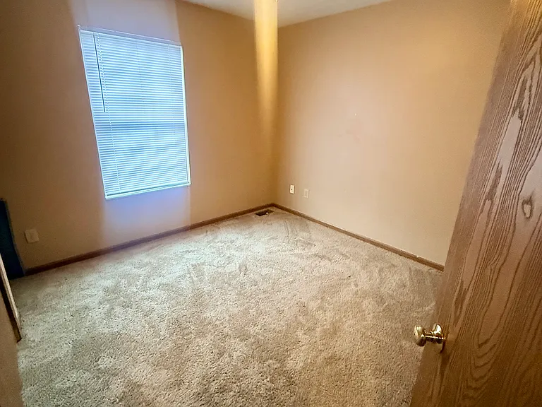 8106 Tuscany Rd — Photo 15