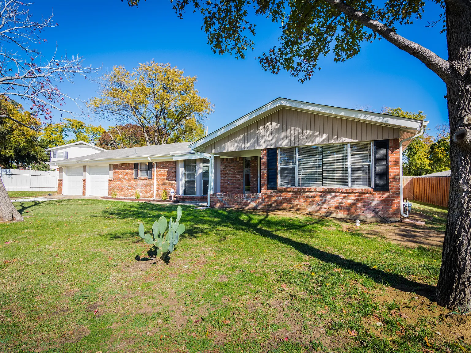 5124 Bob Dr North Richland Hills, Texas 76180 — Photo 2