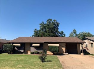 1101 S Howard Ave, Moore, OK 73160