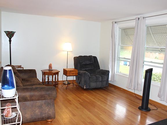 5th image of 13217 E Playfield Dr