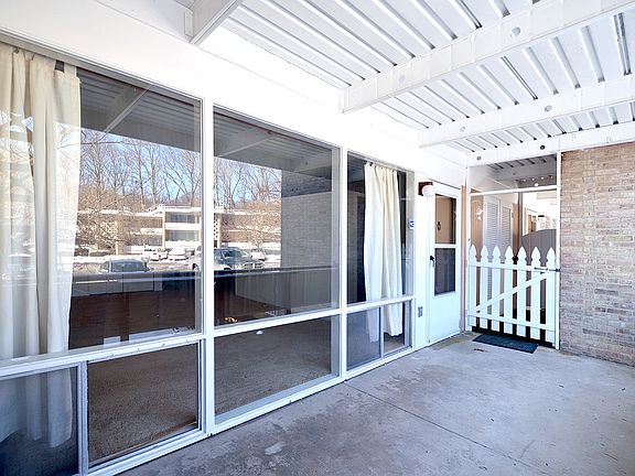 3rd image of 7533 Spring Lake Dr #C