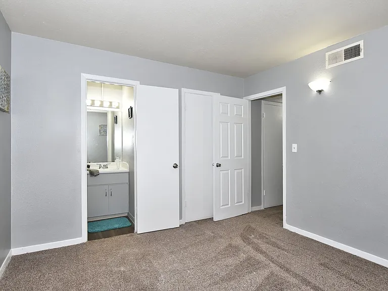 The Woods Apartments — Photo 28