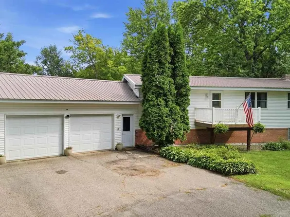 517 1st St S, Waterville, MN 56096
