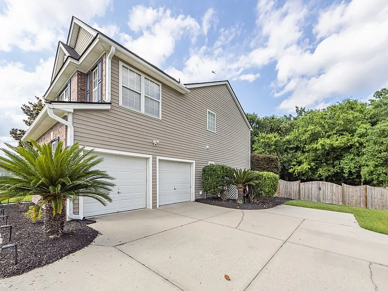 112 Tanglewood Cir — Photo 48