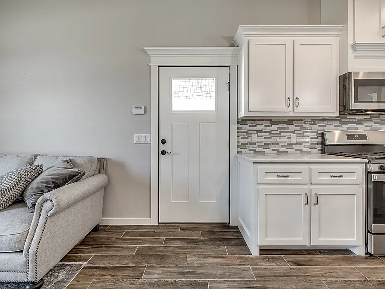 4001 Timber Valley Dr — Photo 32