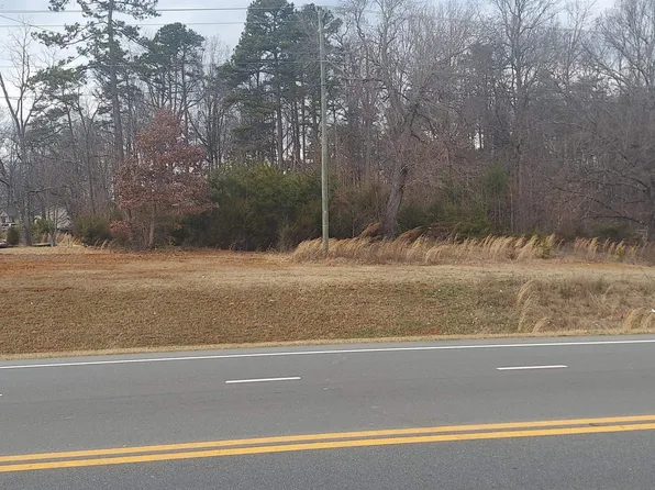 4905 Reidsville Rd, Walkertown, NC 27051